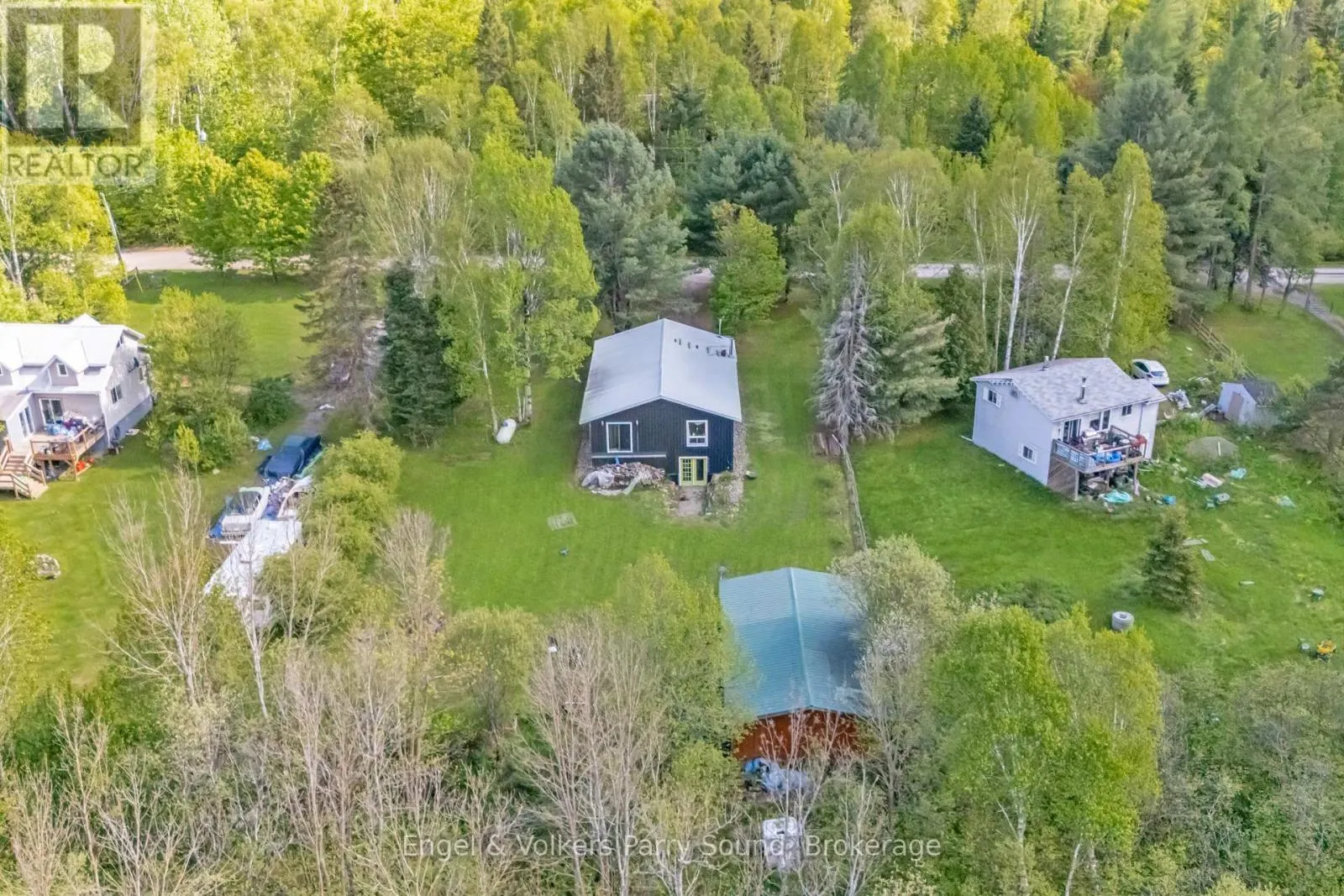 34 GORDON POINT ROAD