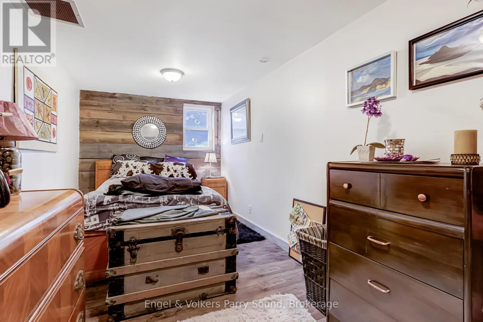 34 GORDON POINT ROAD