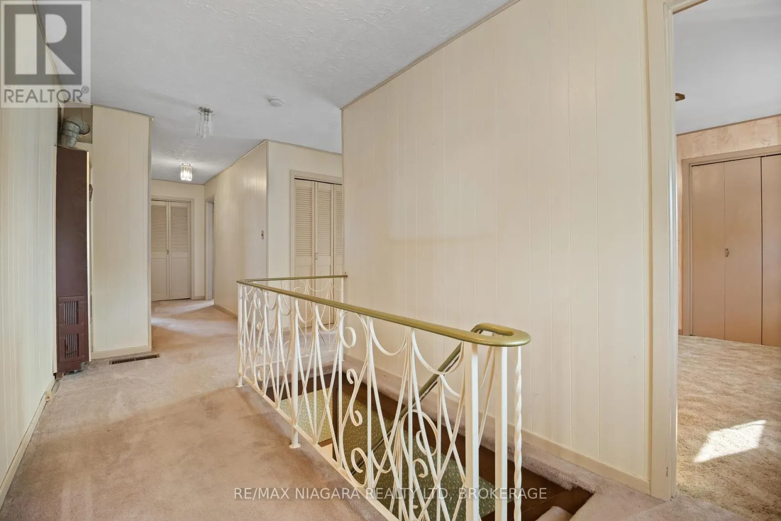 613 QUEENSTON ROAD
