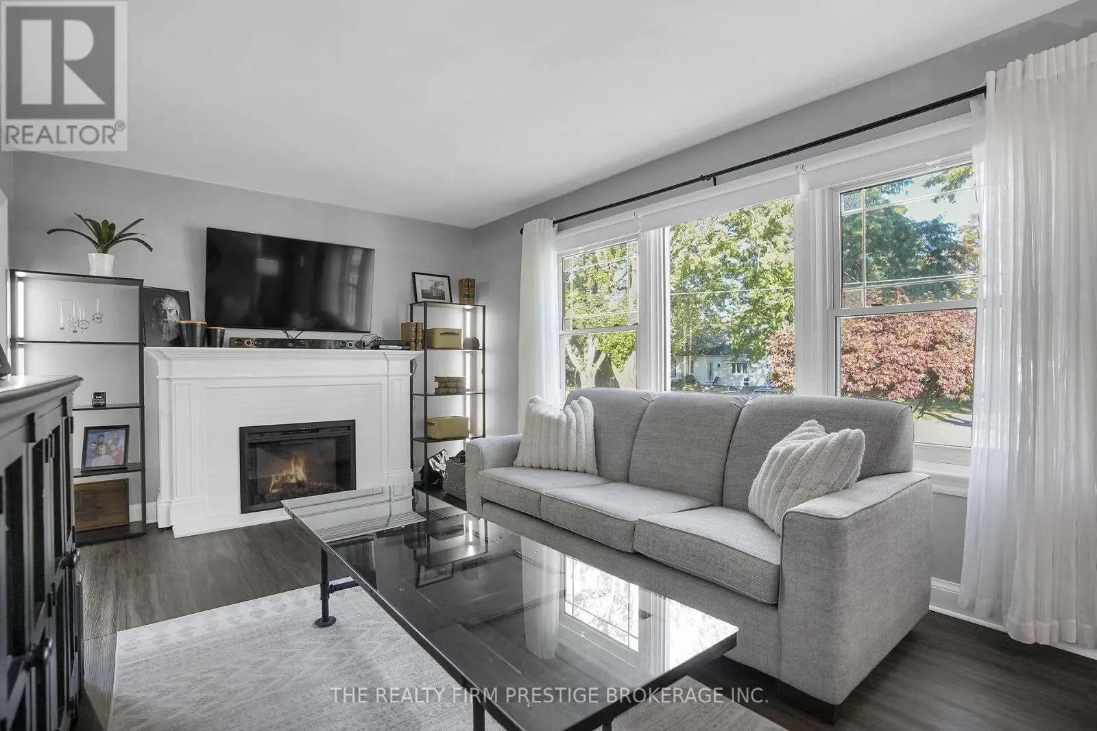 1863 PARK AVENUE