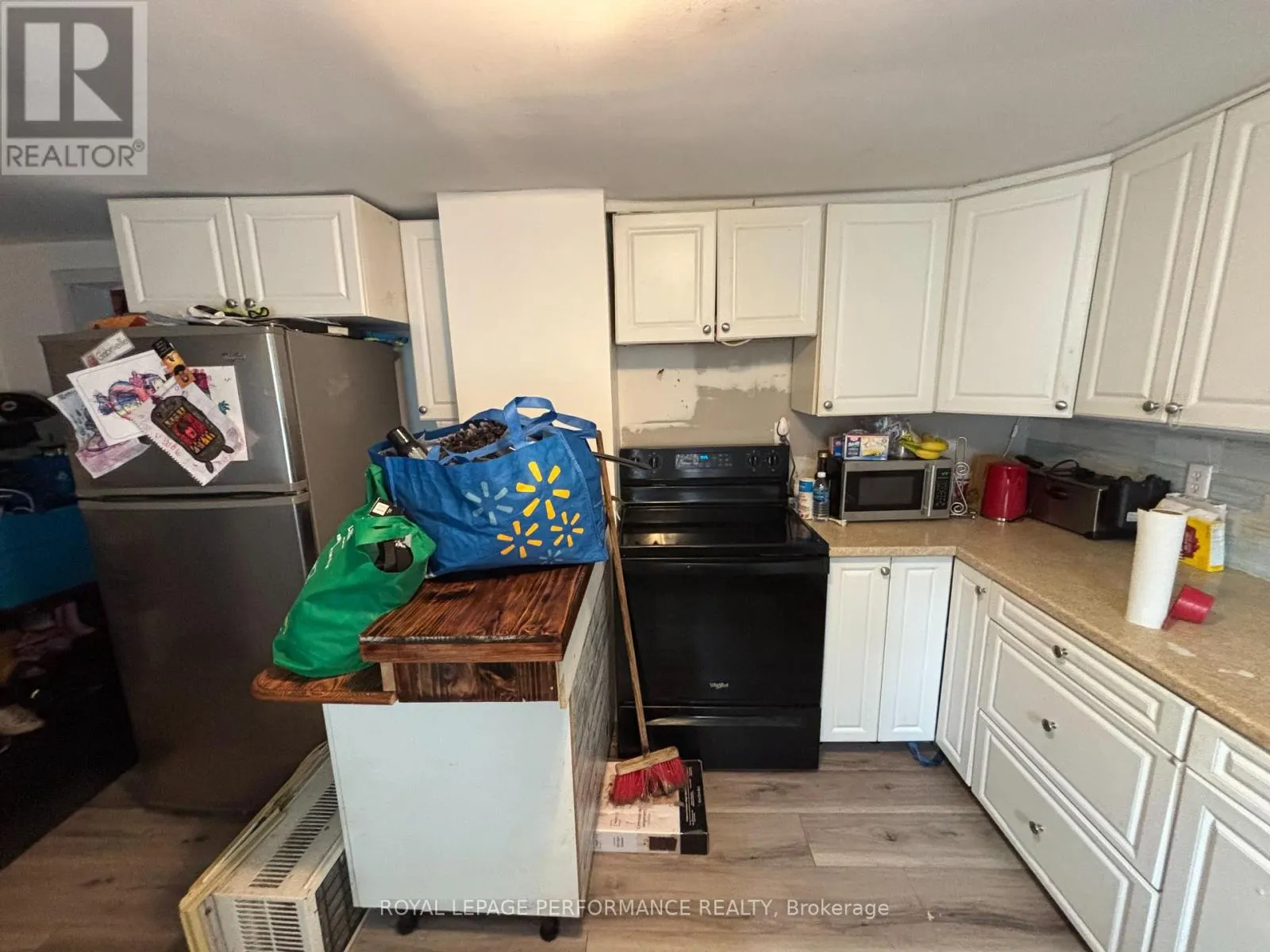 345 GLOUCESTER ST N STREET N