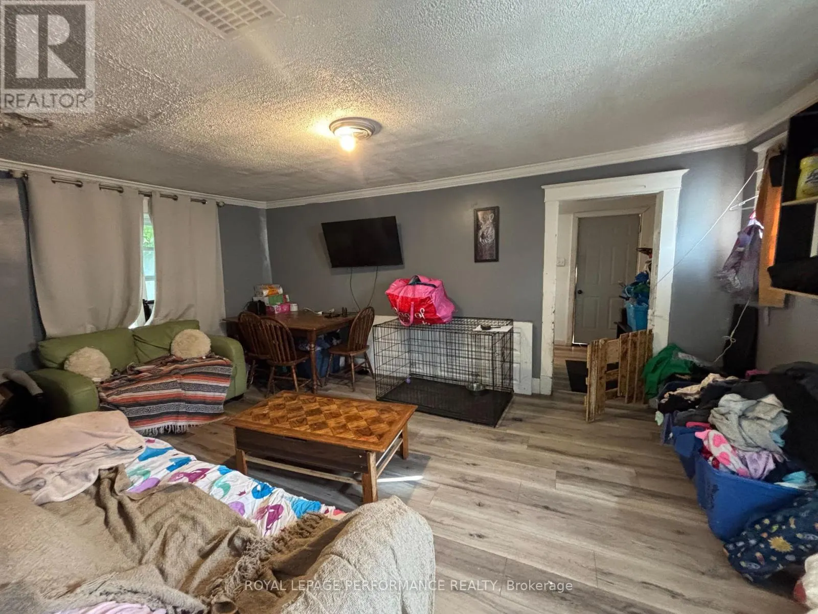 345 GLOUCESTER ST N STREET N