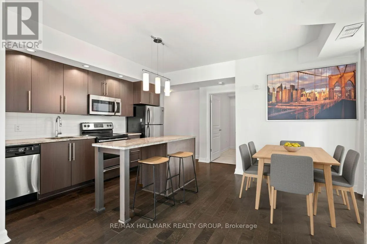 406 - 238 BESSERER STREET