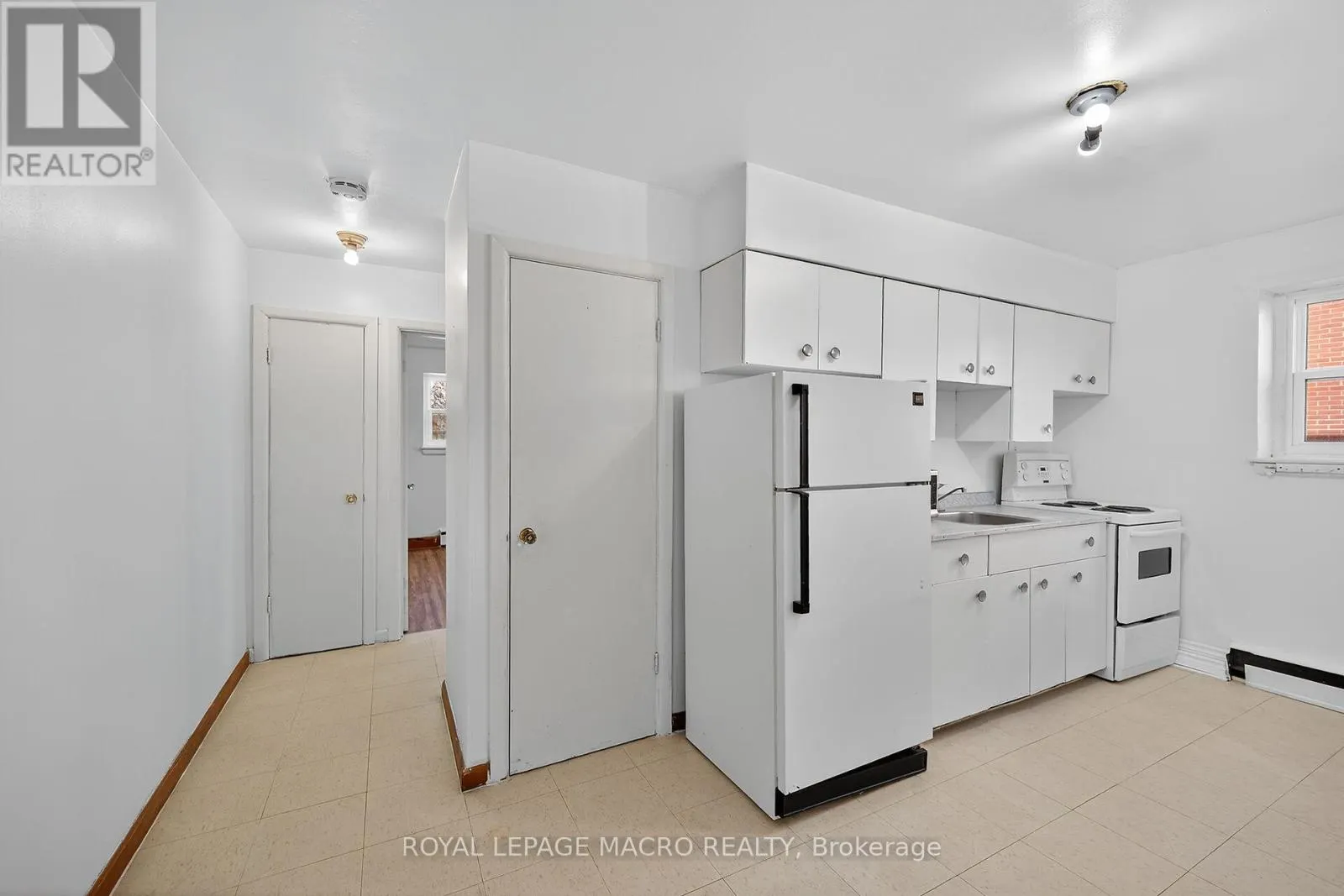 1 - 5 APPLEWOOD AVENUE