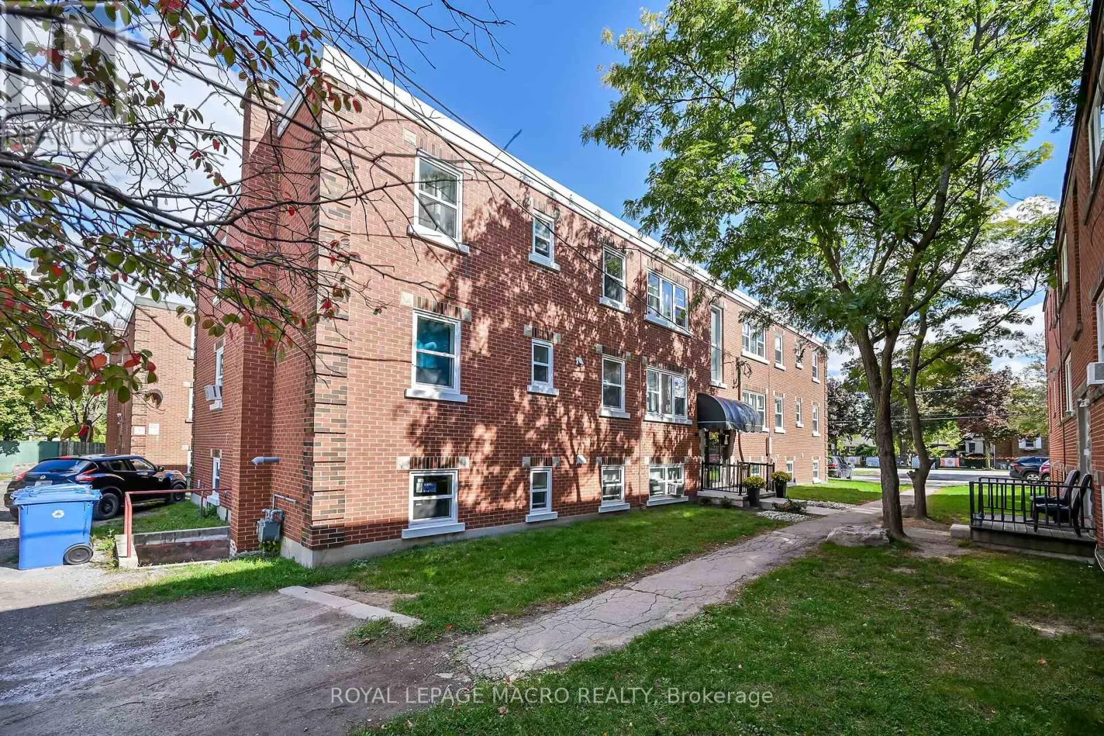 1 - 5 APPLEWOOD AVENUE