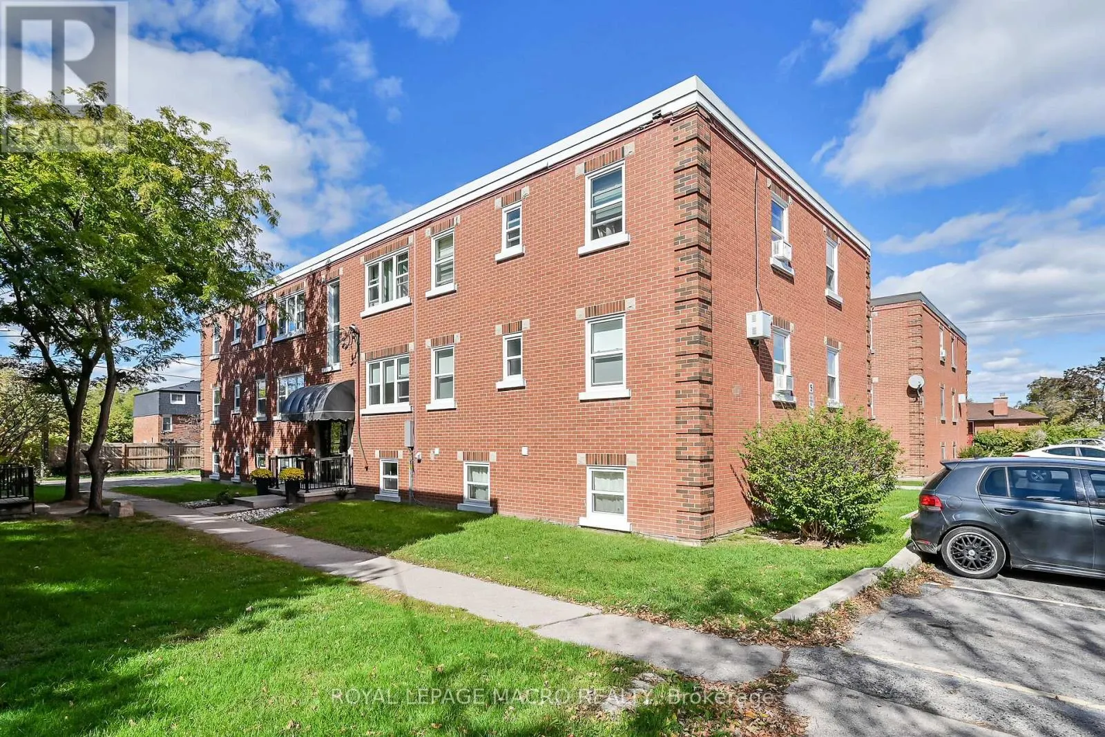 1 - 5 APPLEWOOD AVENUE
