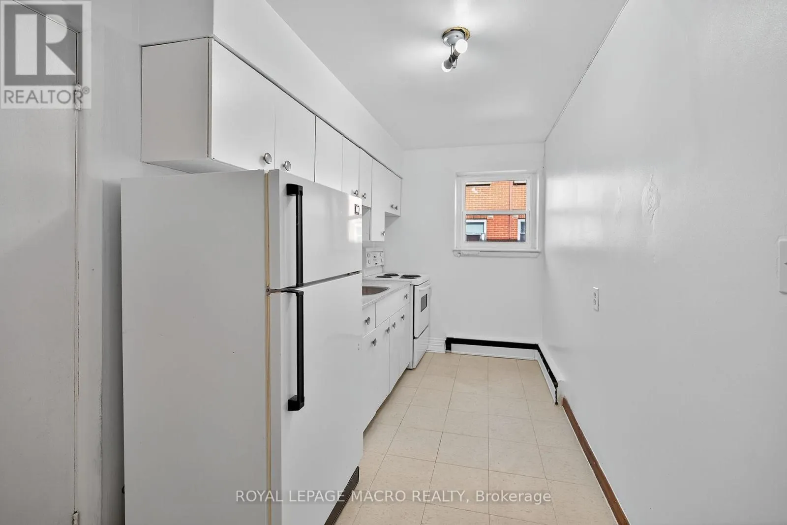 1 - 5 APPLEWOOD AVENUE