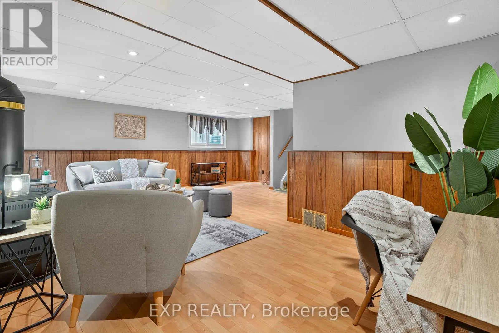 73 NORTHVIEW HEIGHTS DRIVE
