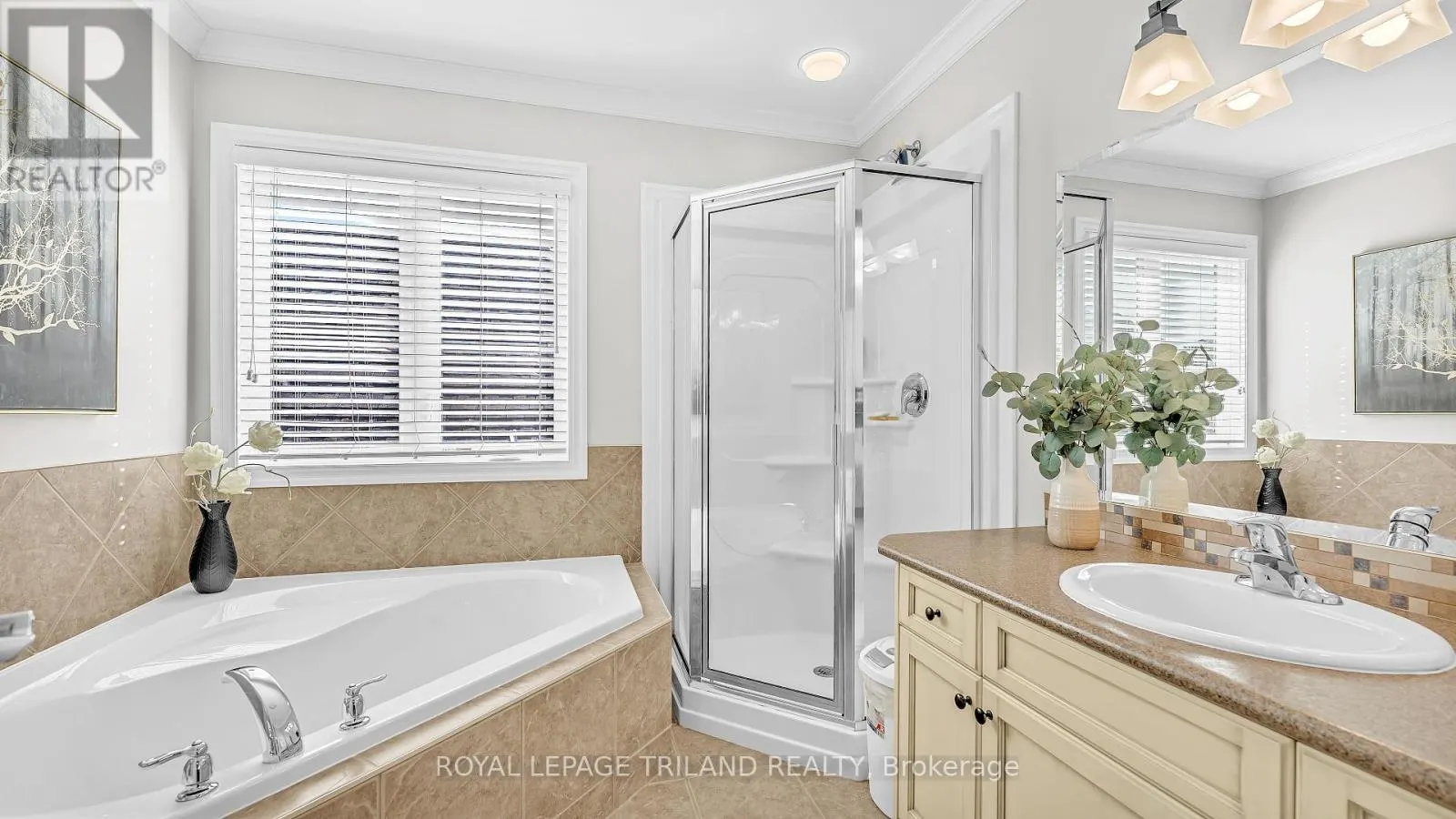 40 - 1630 SHORE ROAD, #40