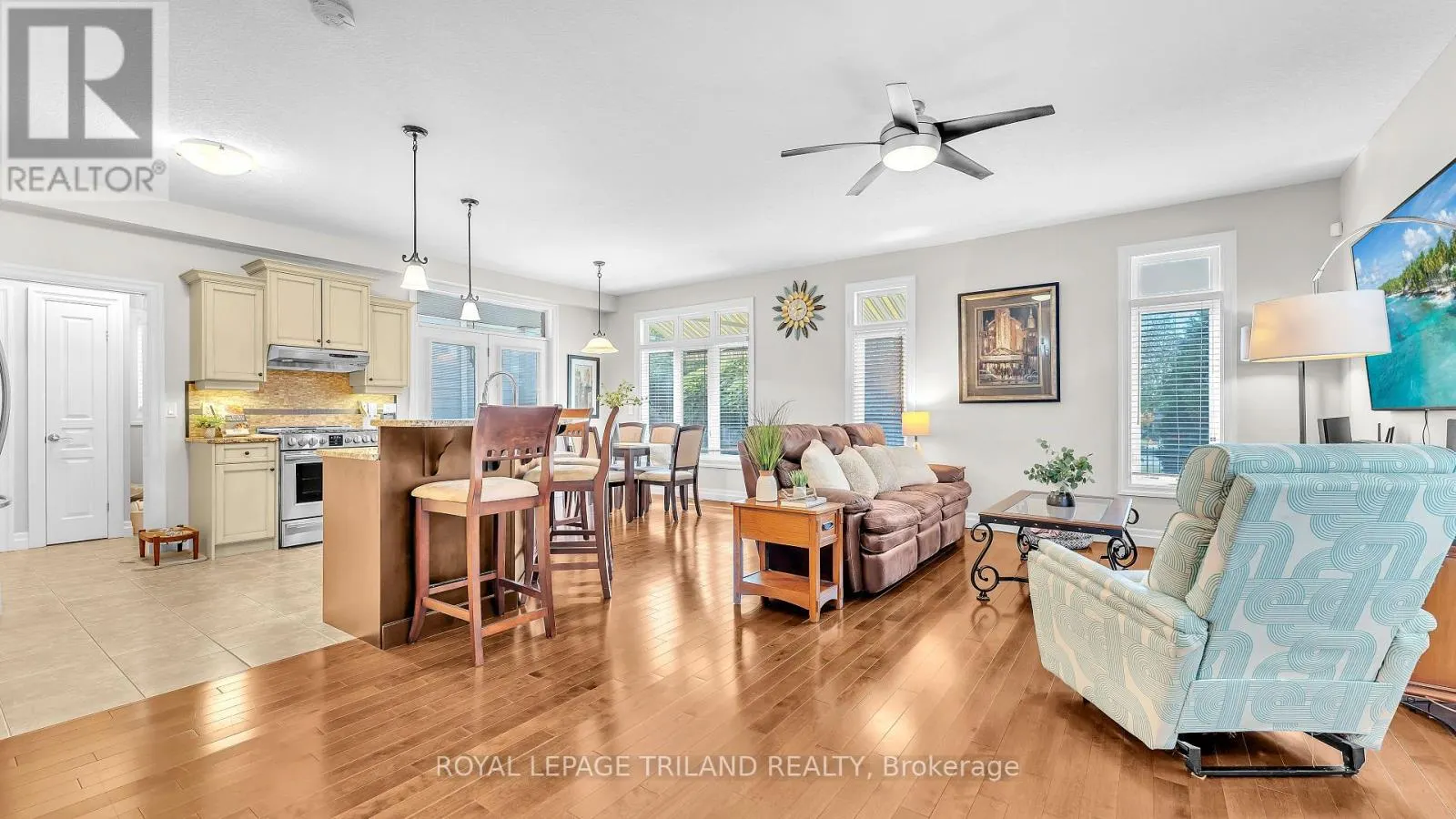 40 - 1630 SHORE ROAD, #40