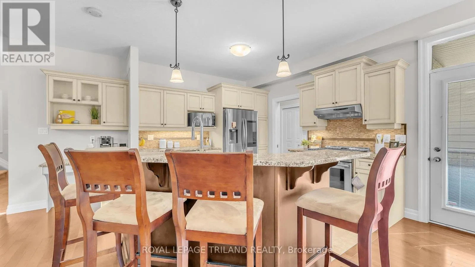 40 - 1630 SHORE ROAD, #40