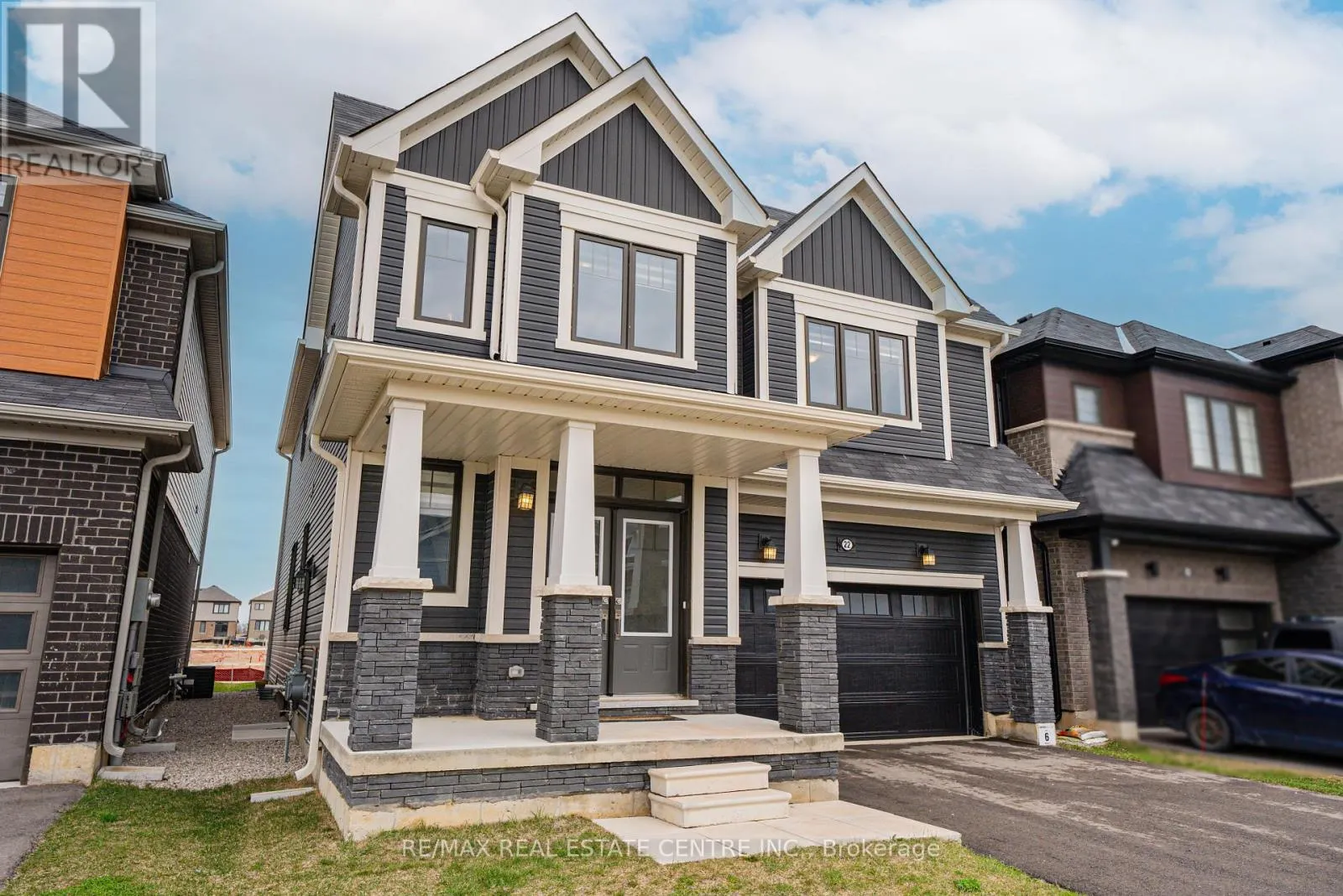 22 OAKTREE DRIVE