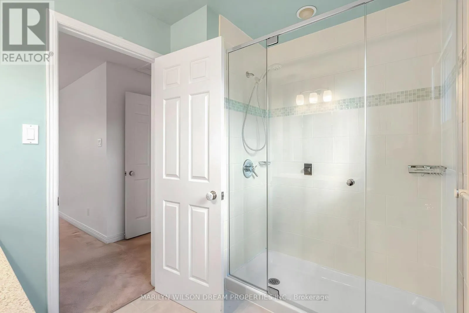 1150 BORDEAU GROVE