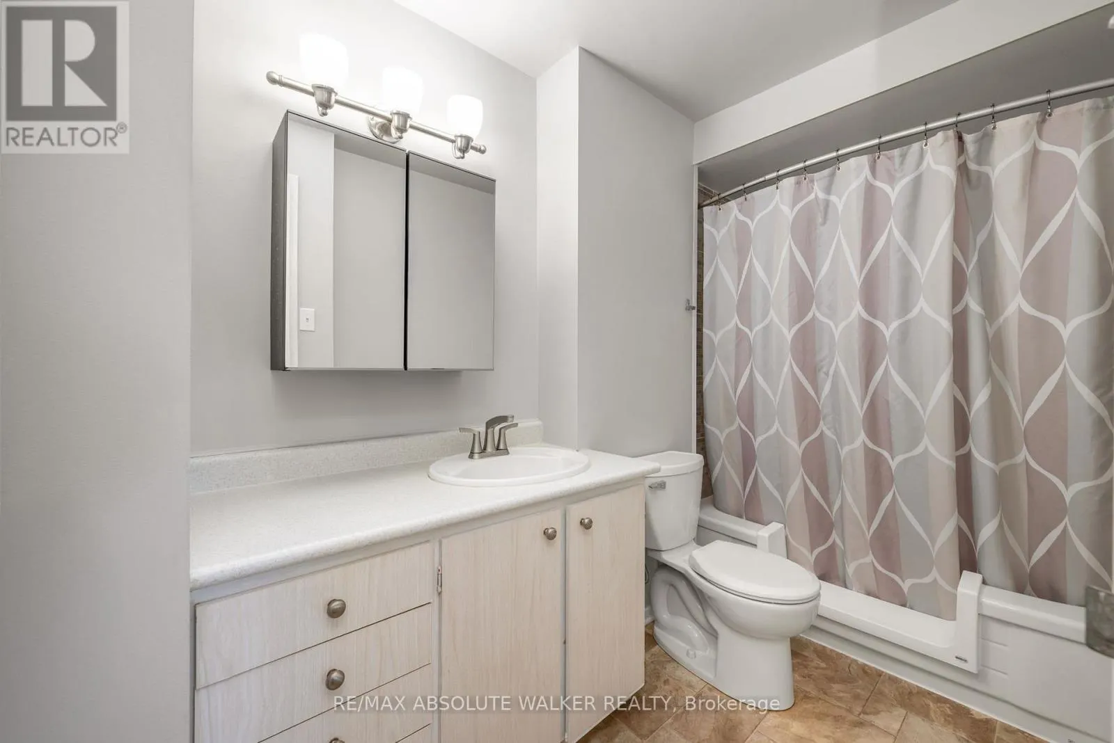 318 - 1599 LASSITER TERRACE