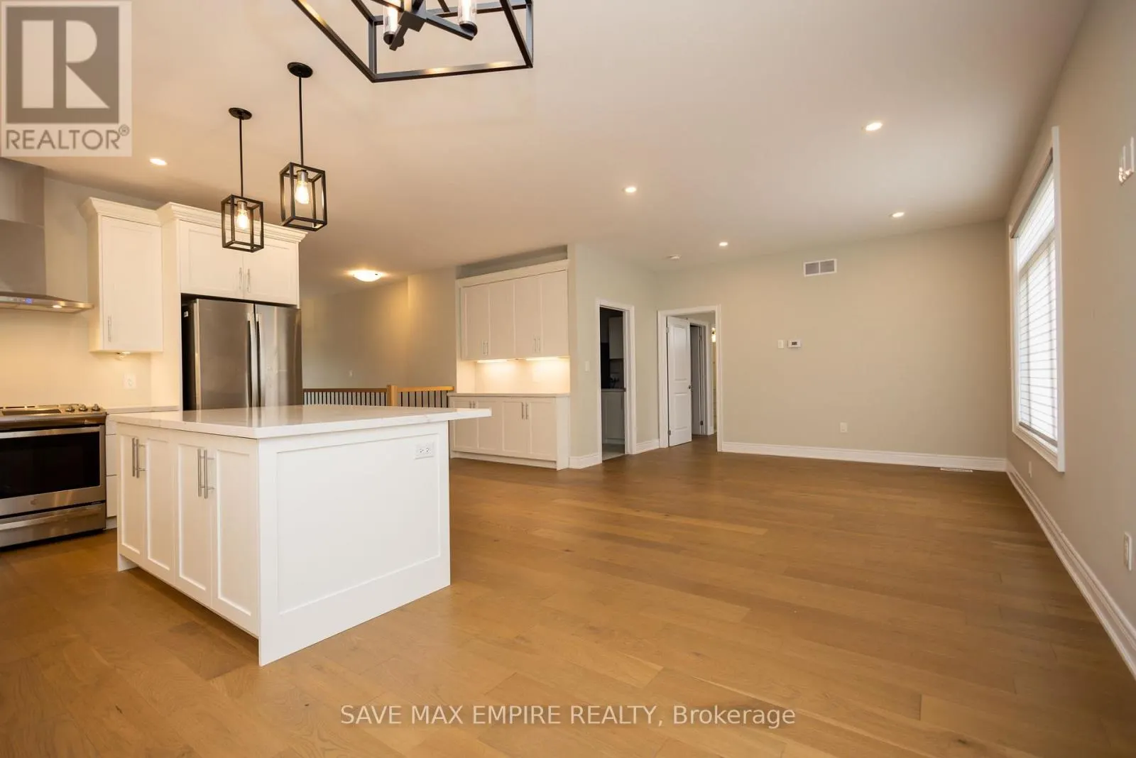 3580 CANFIELD CRESCENT