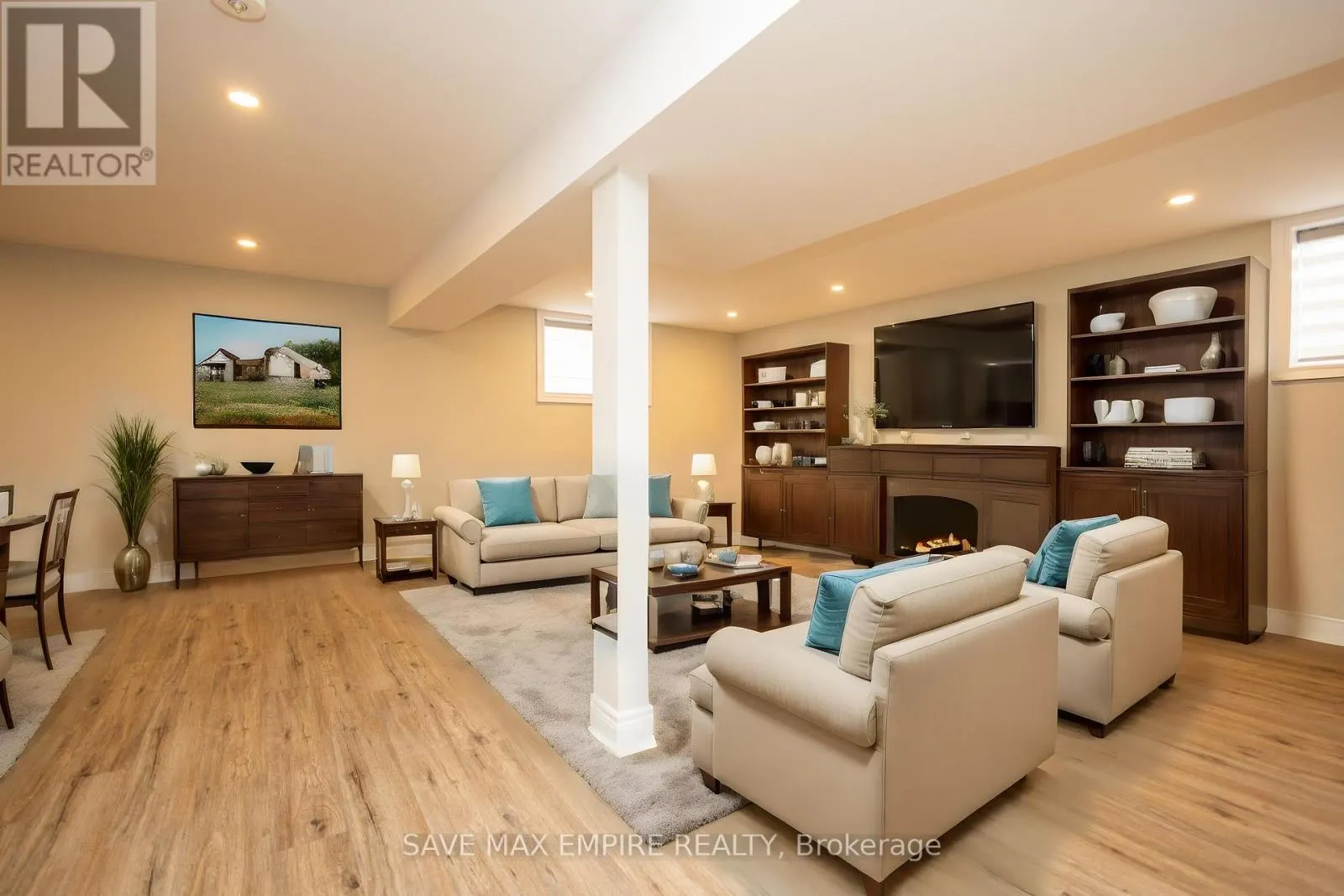 3580 CANFIELD CRESCENT