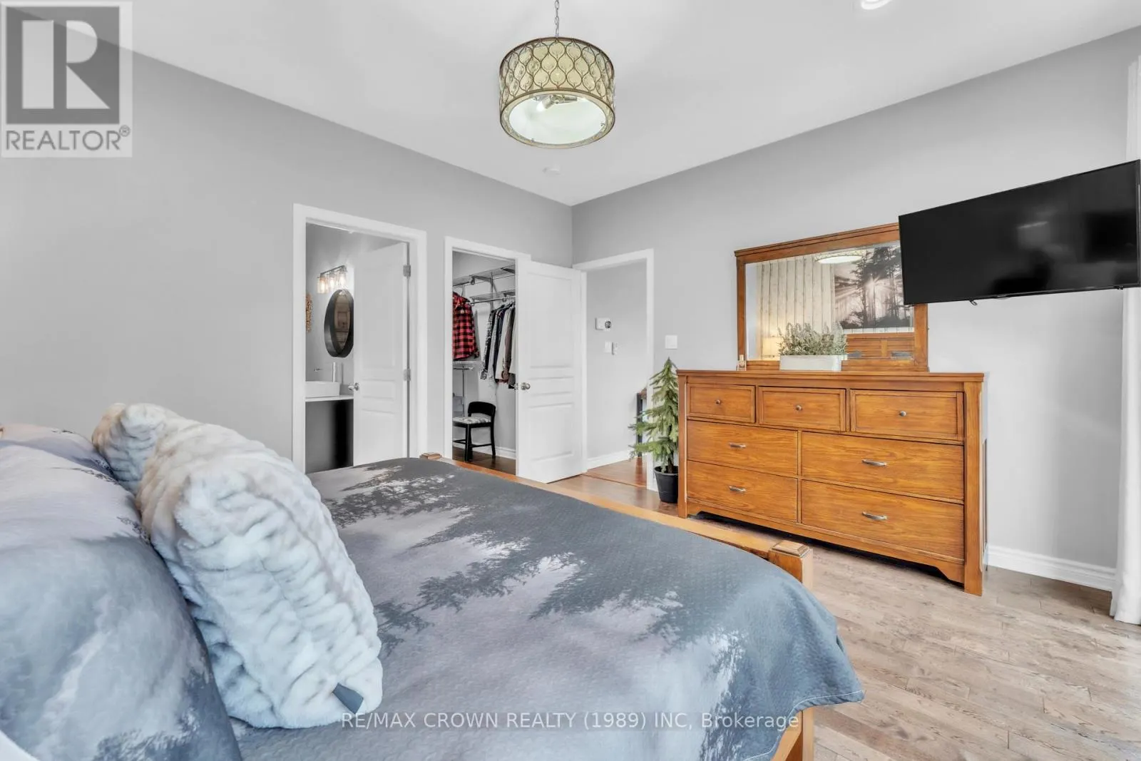 28 MAPLE RIDGE ROAD