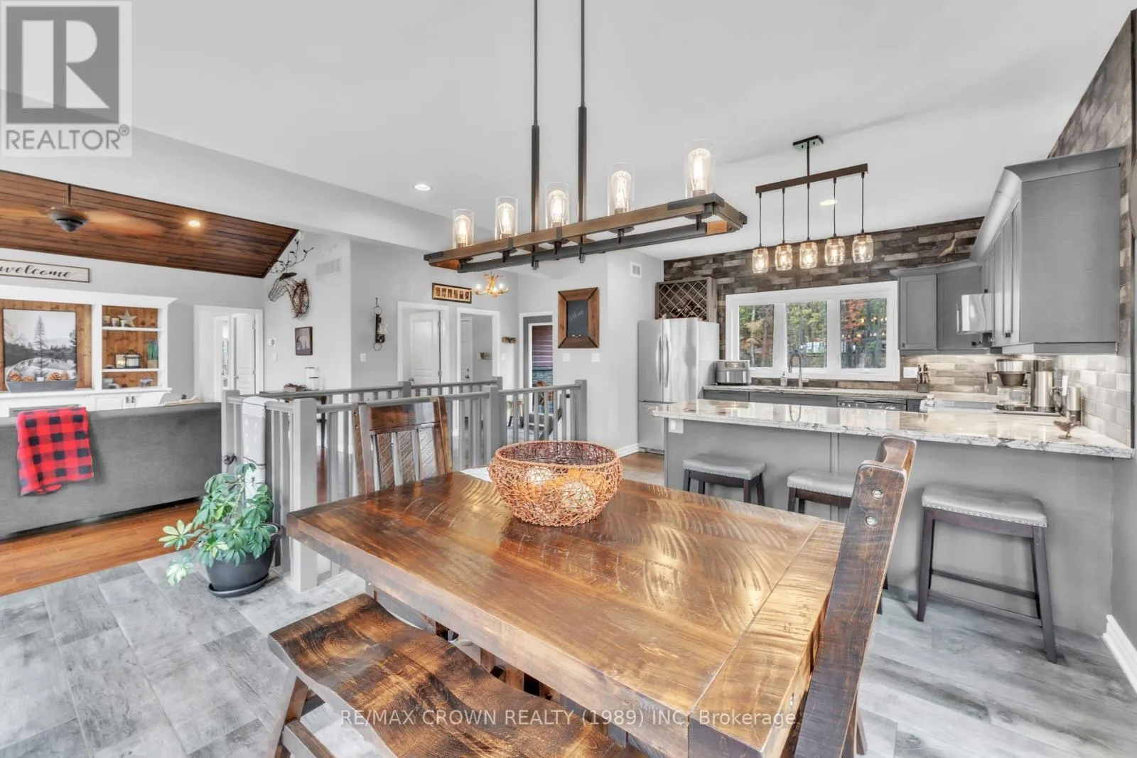 28 MAPLE RIDGE ROAD