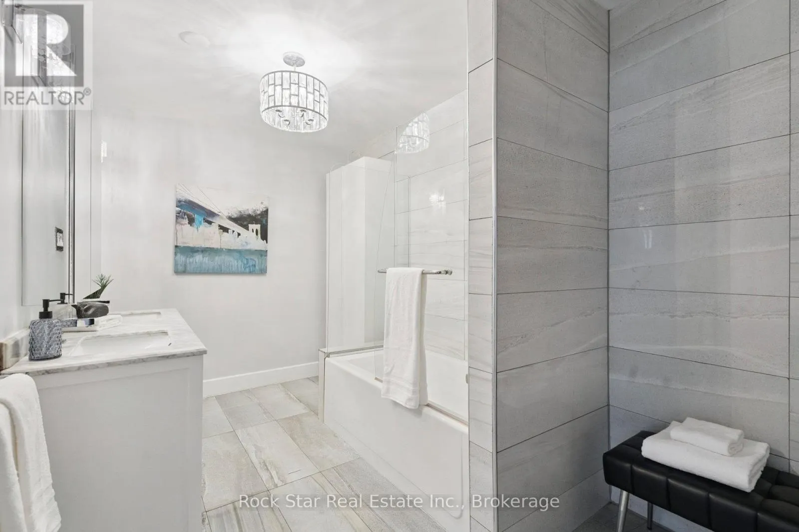 211 ROSEDALE AVENUE