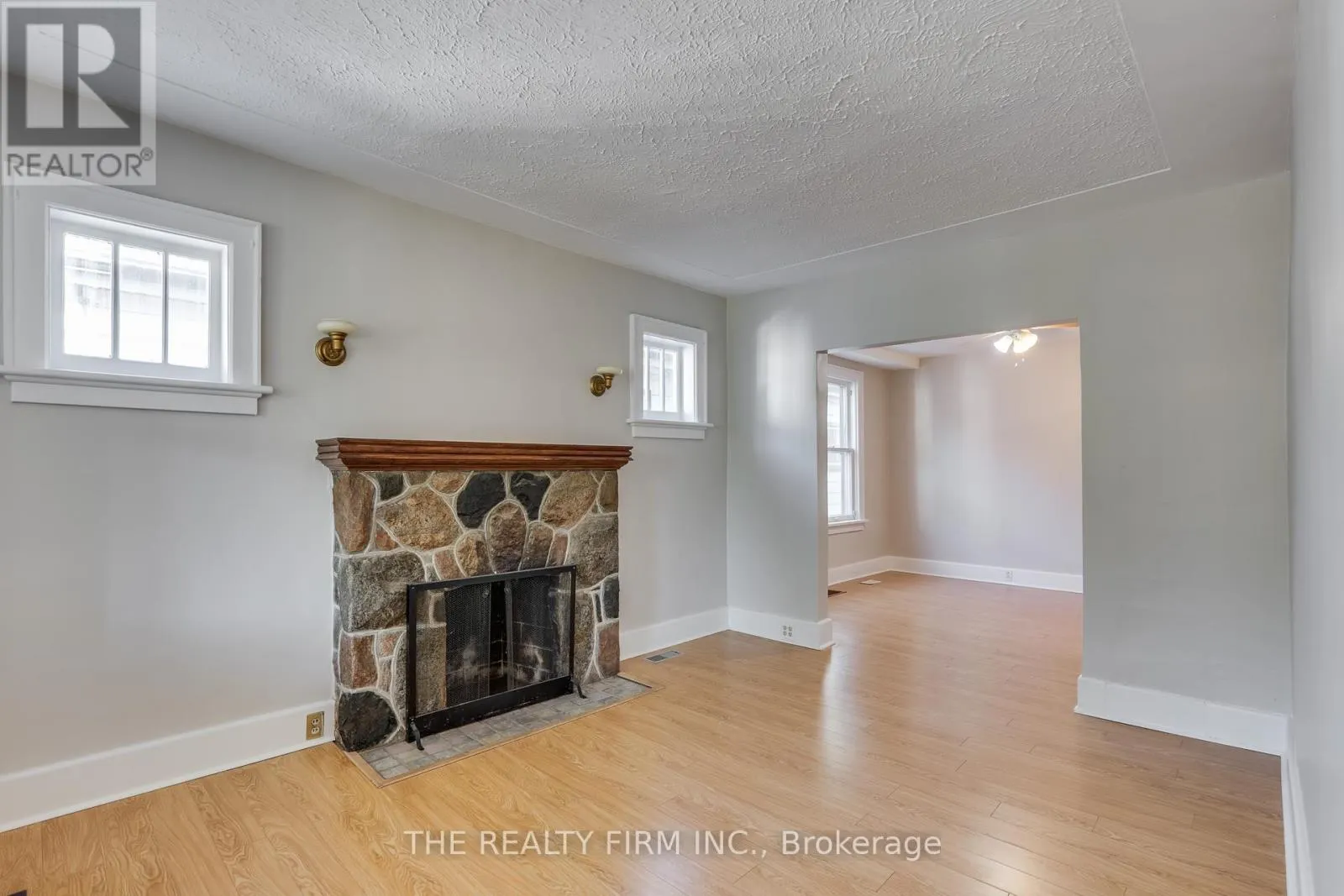 12 LINWOOD STREET