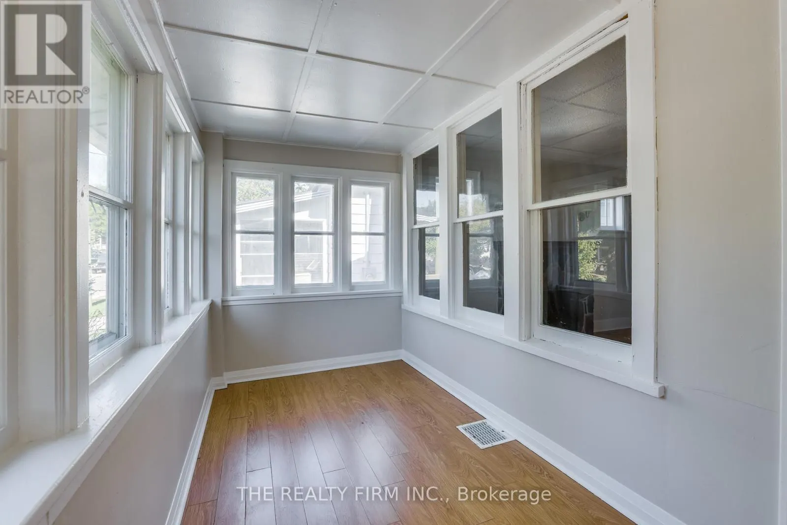 12 LINWOOD STREET
