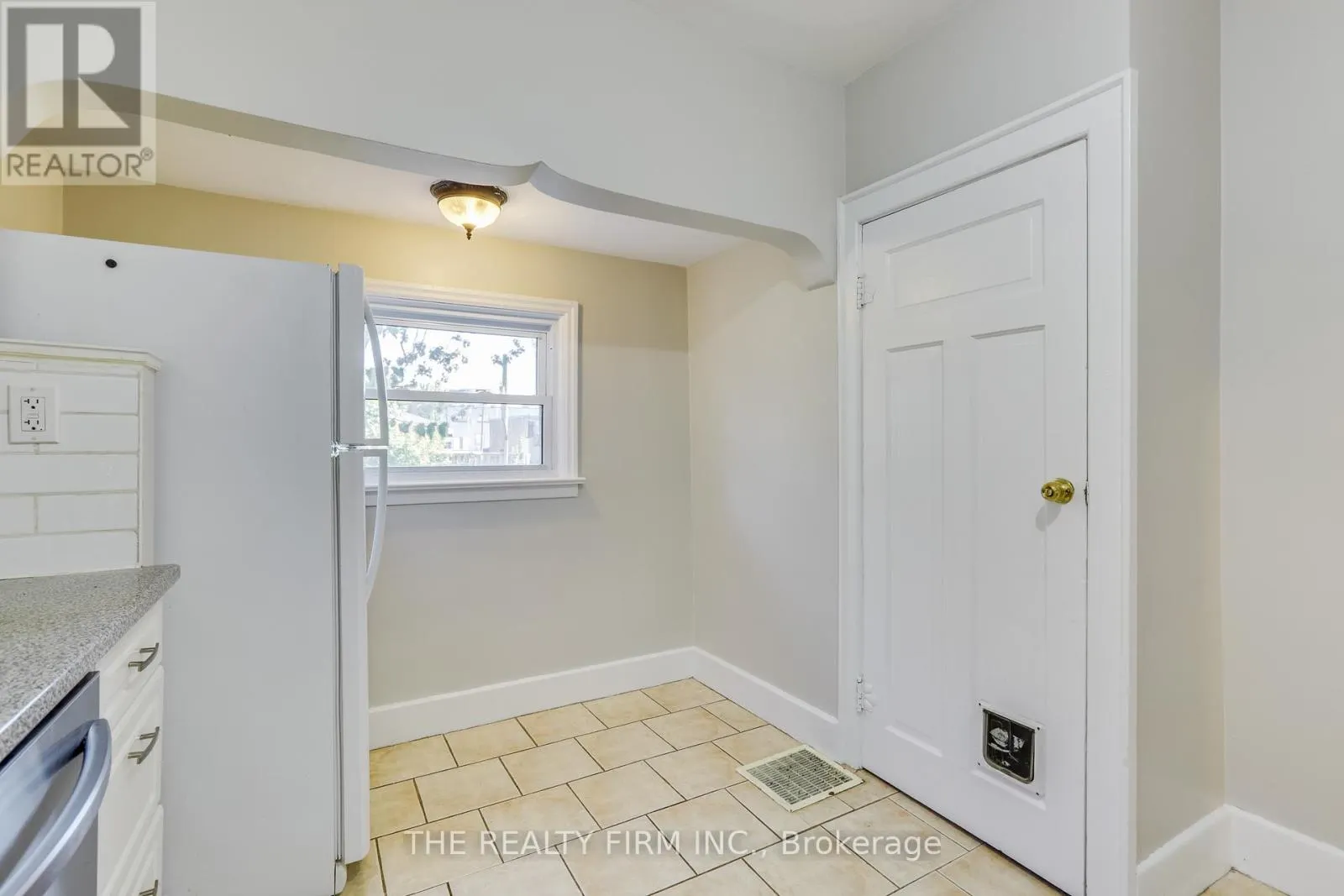 12 LINWOOD STREET