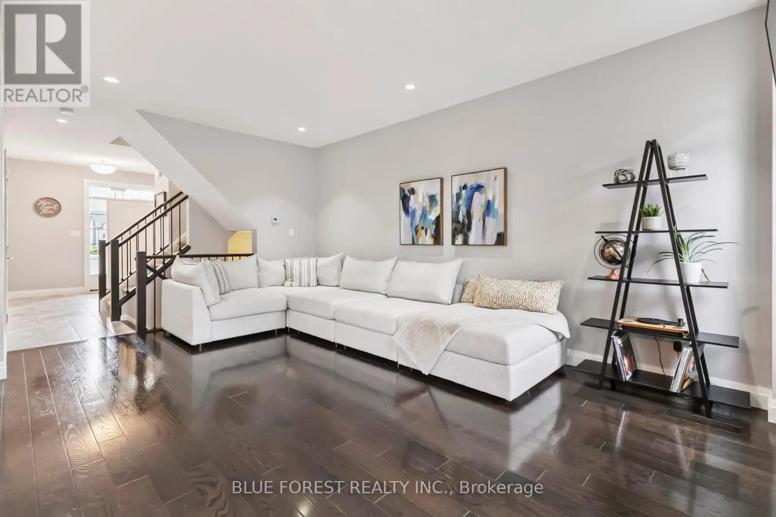 102 - 275 CALLAWAY ROAD, #102