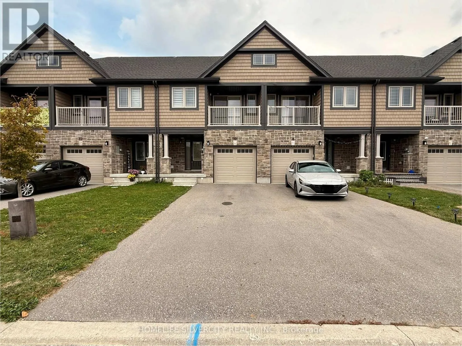 10 HARRISON DRIVE