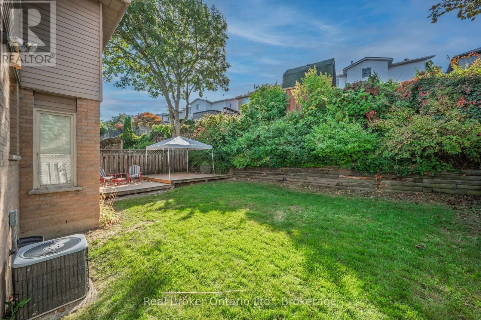 10 AVONBRIDGE COURT