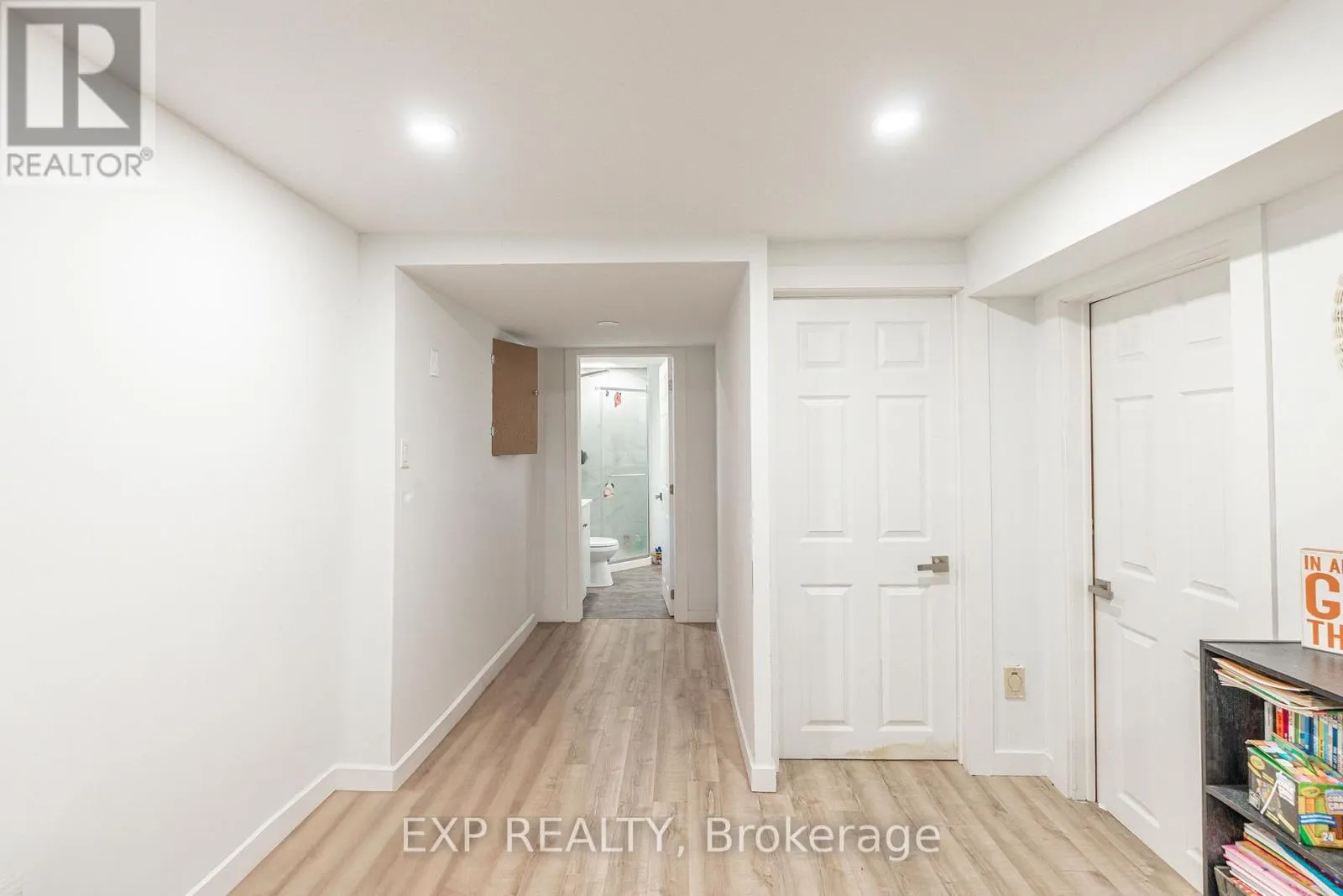 LOWER - 90 COMMERCIAL STREET, #LOWER