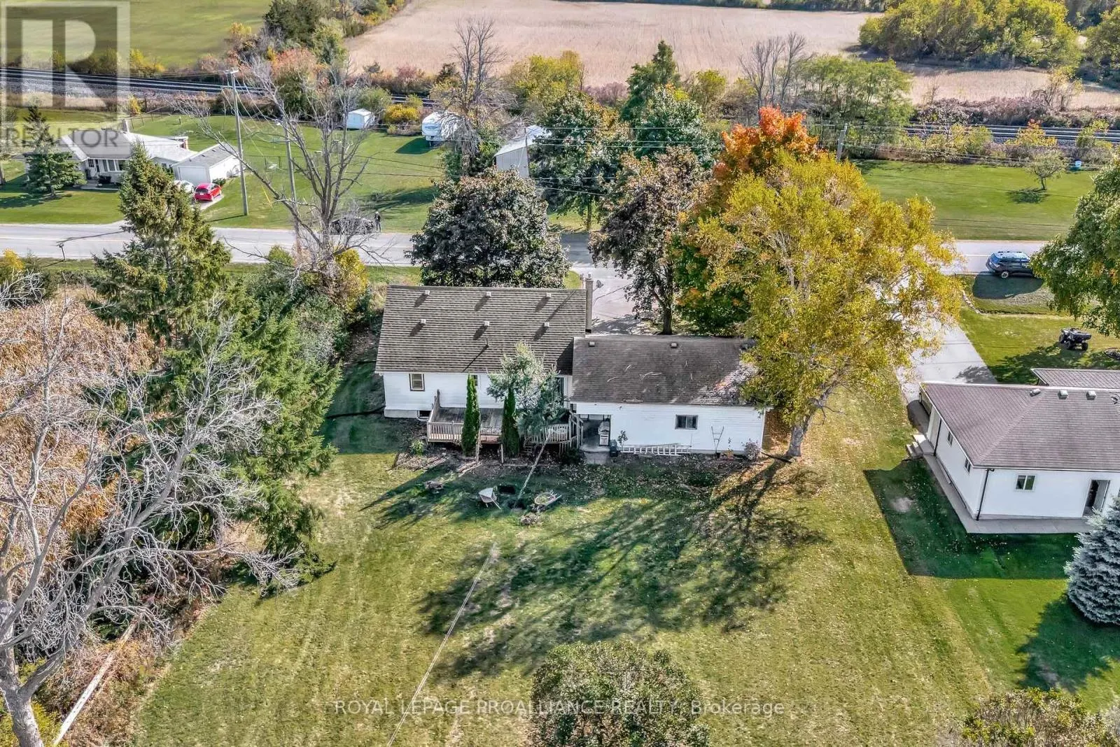 1067 AIRPORT PARKWAY