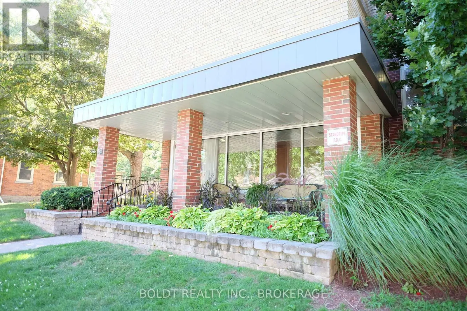 201 - 14 NORRIS PLACE, #201