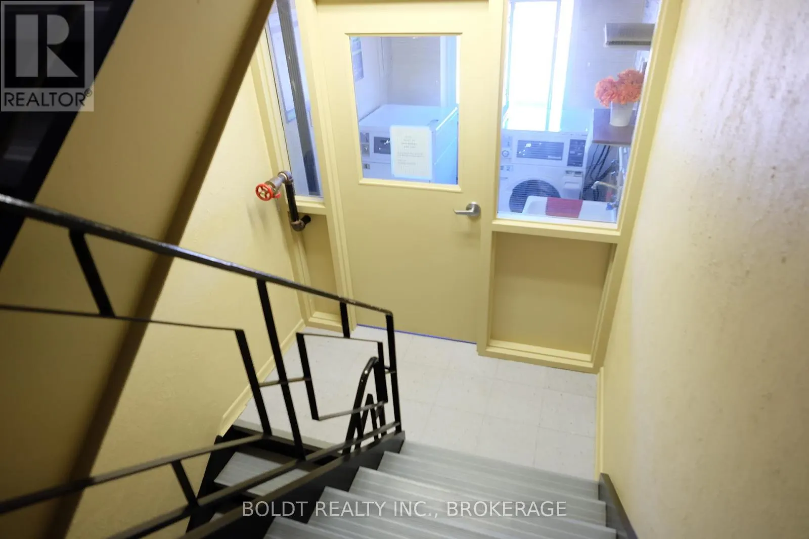 201 - 14 NORRIS PLACE, #201