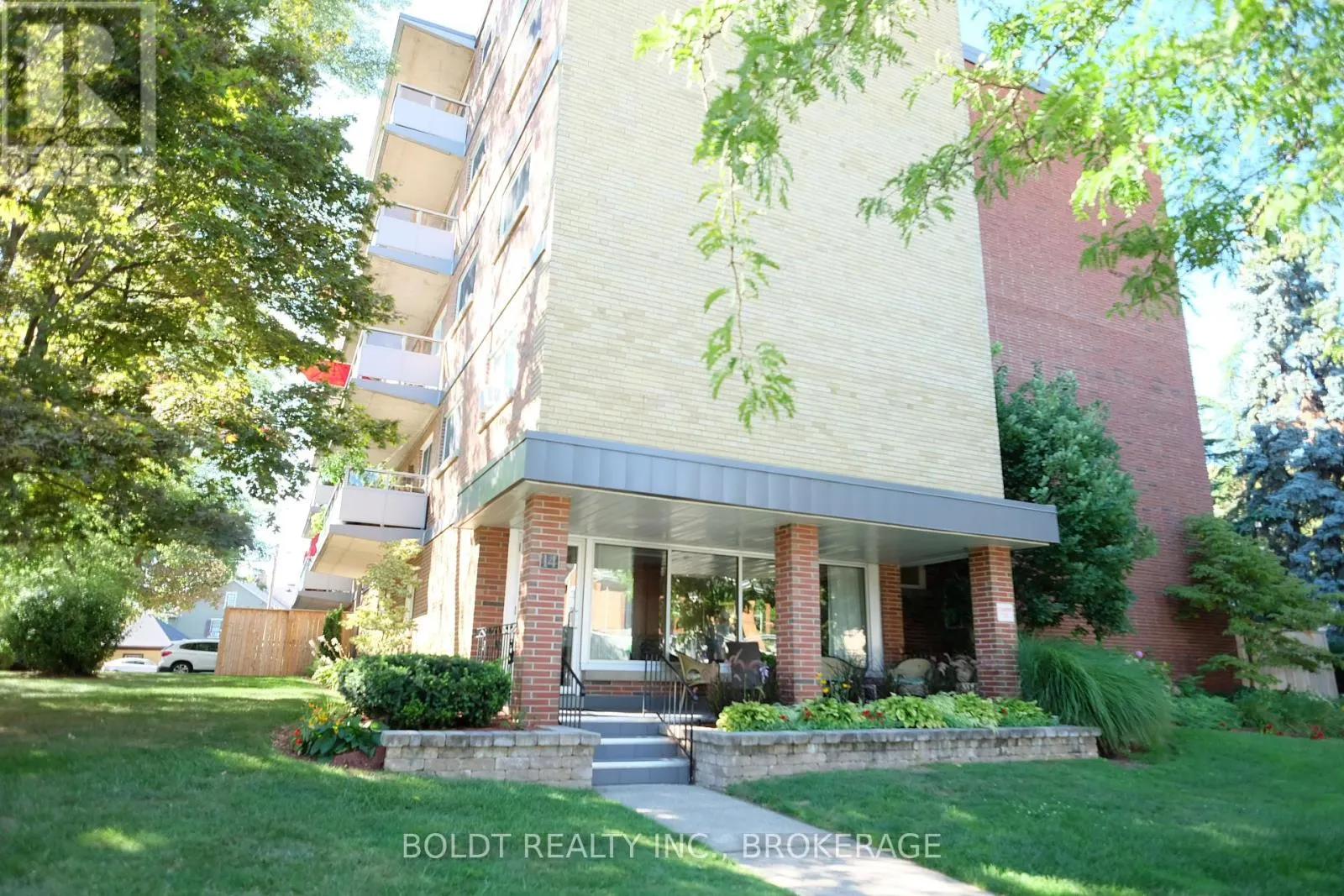 201 - 14 NORRIS PLACE, #201