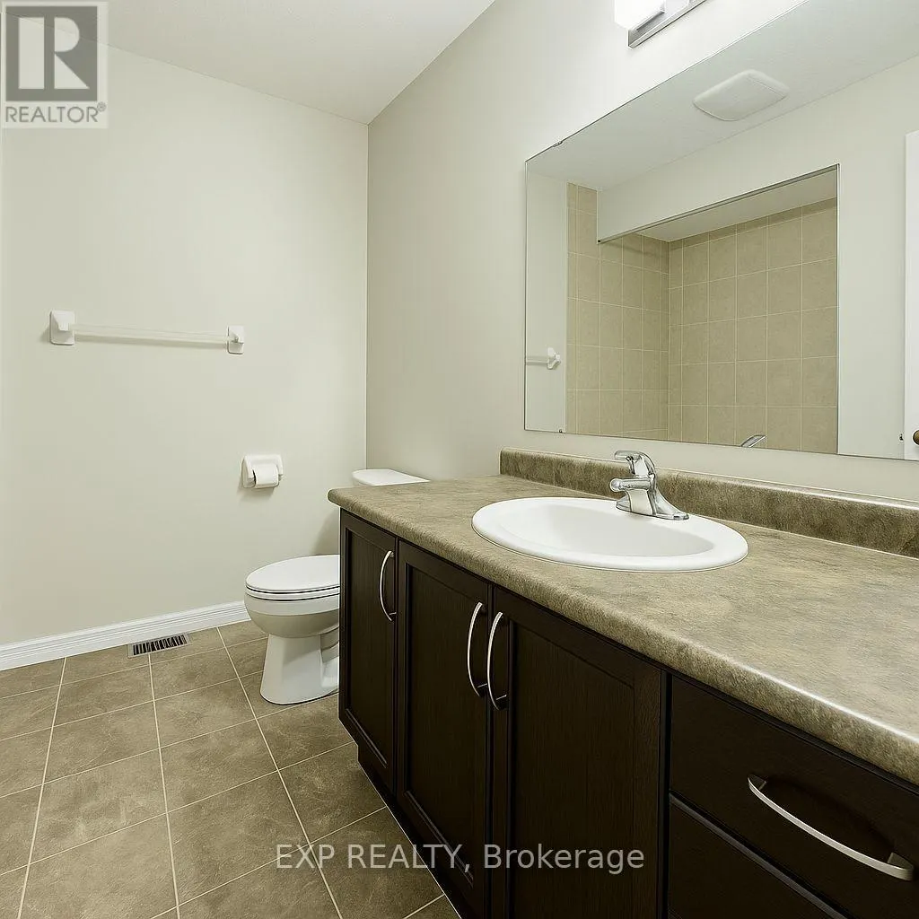 B6 - 6 UPPER MERCER STREET E