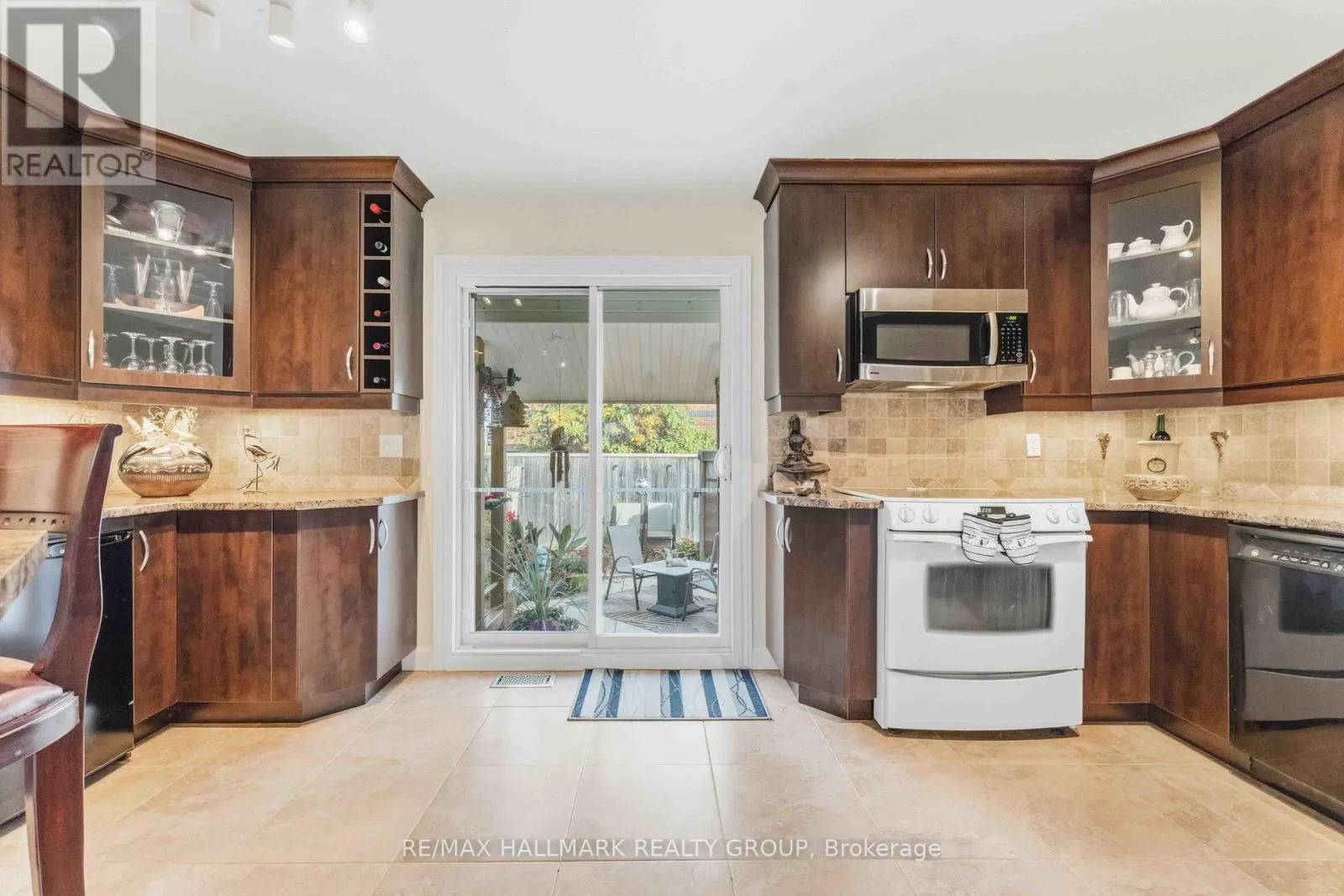 941 COOKSHIRE CRESCENT