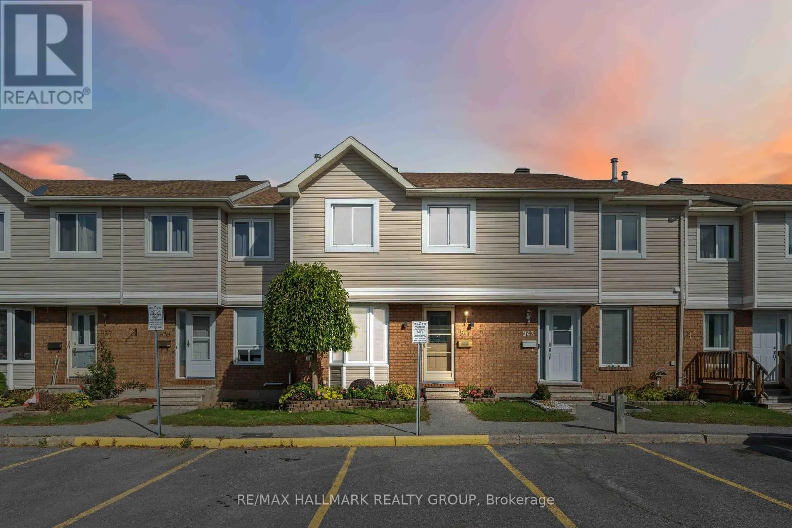 941 COOKSHIRE CRESCENT