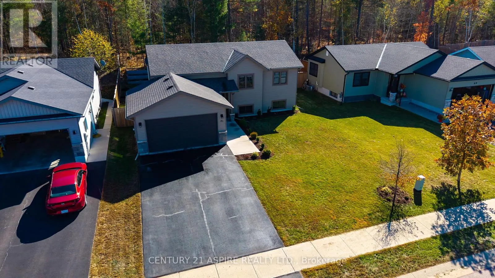 41 DUSTIN DRIVE