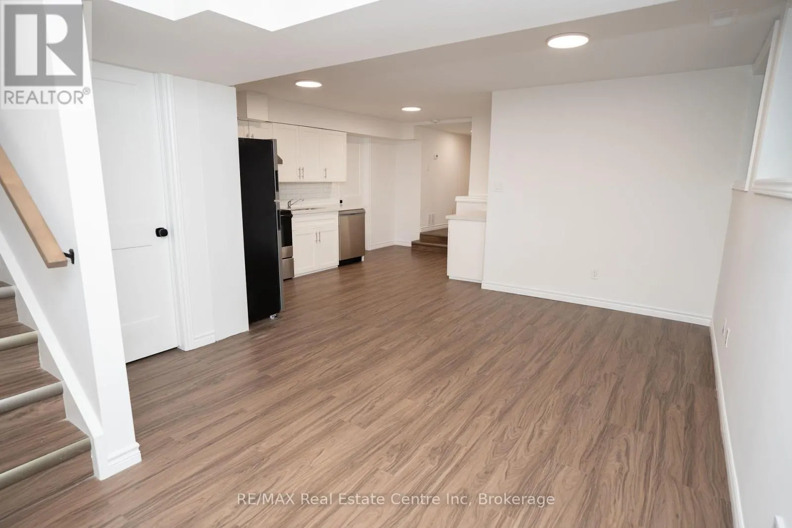 LOWER - 22 NEEVE STREET, #Lower