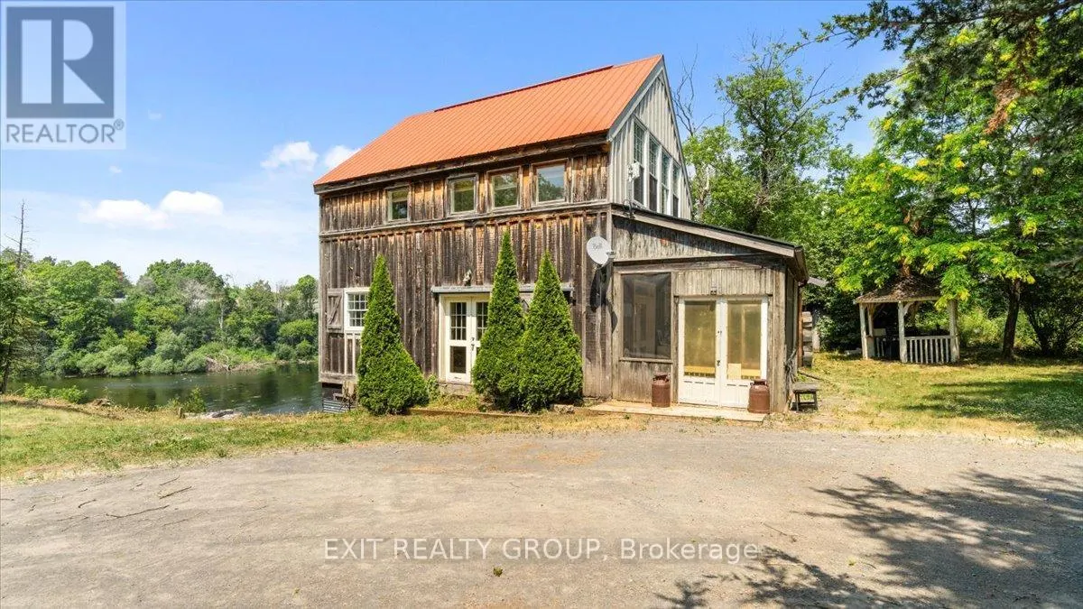 782 COUNTY ROAD 49