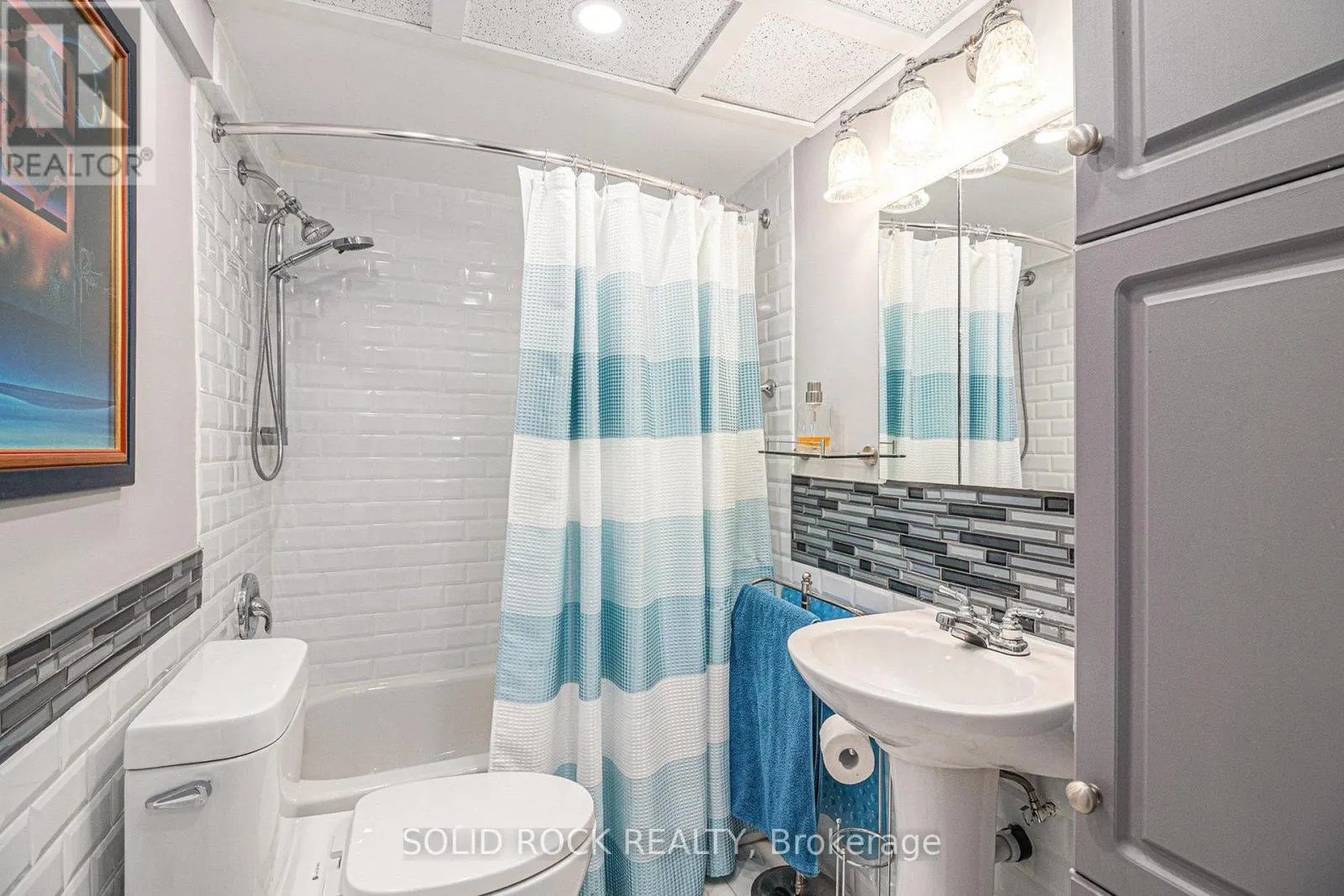 1506 FIRST STREET E