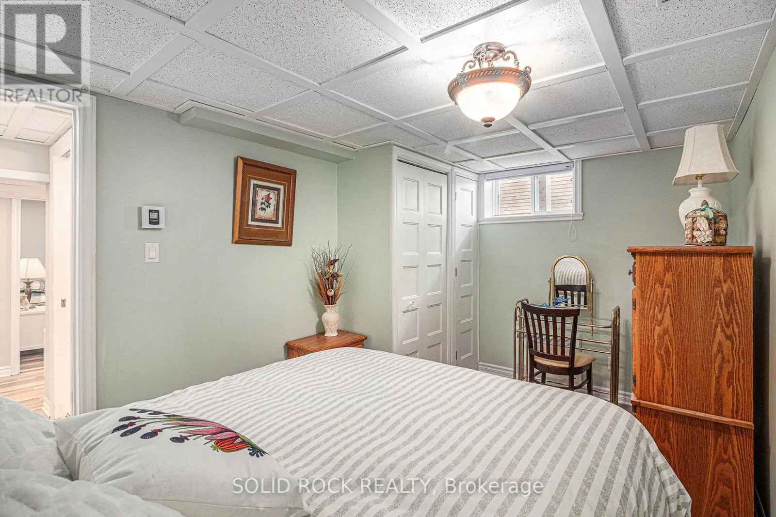 1506 FIRST STREET E