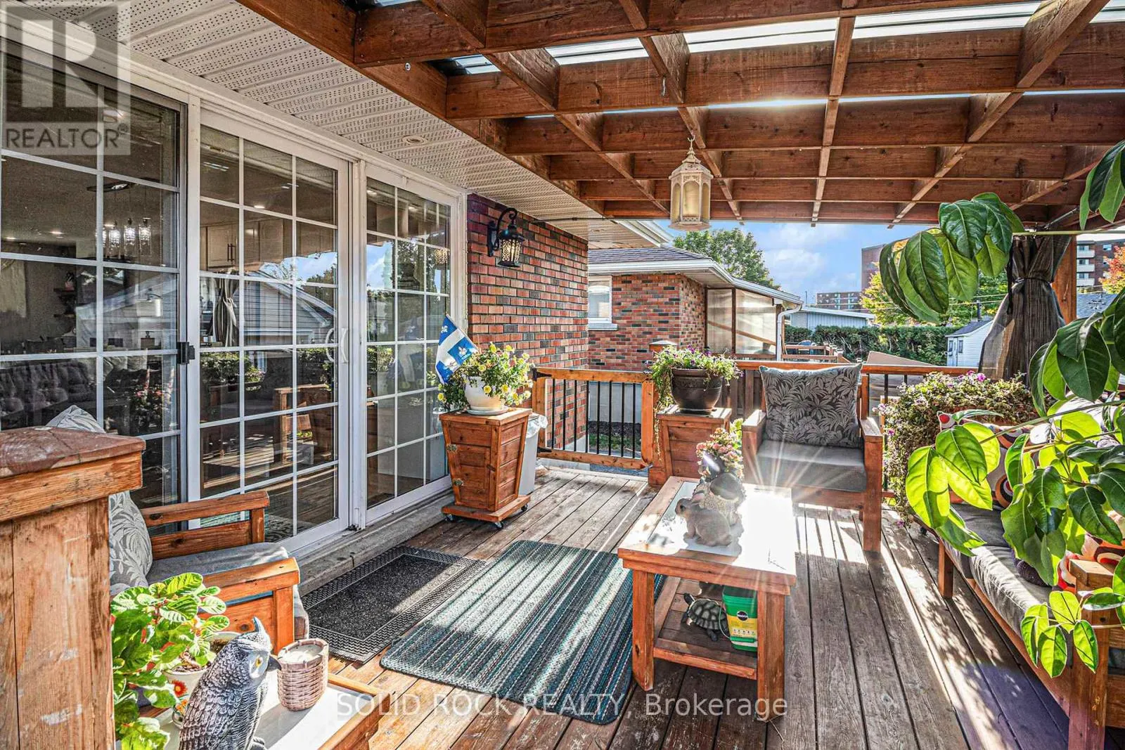 1506 FIRST STREET E