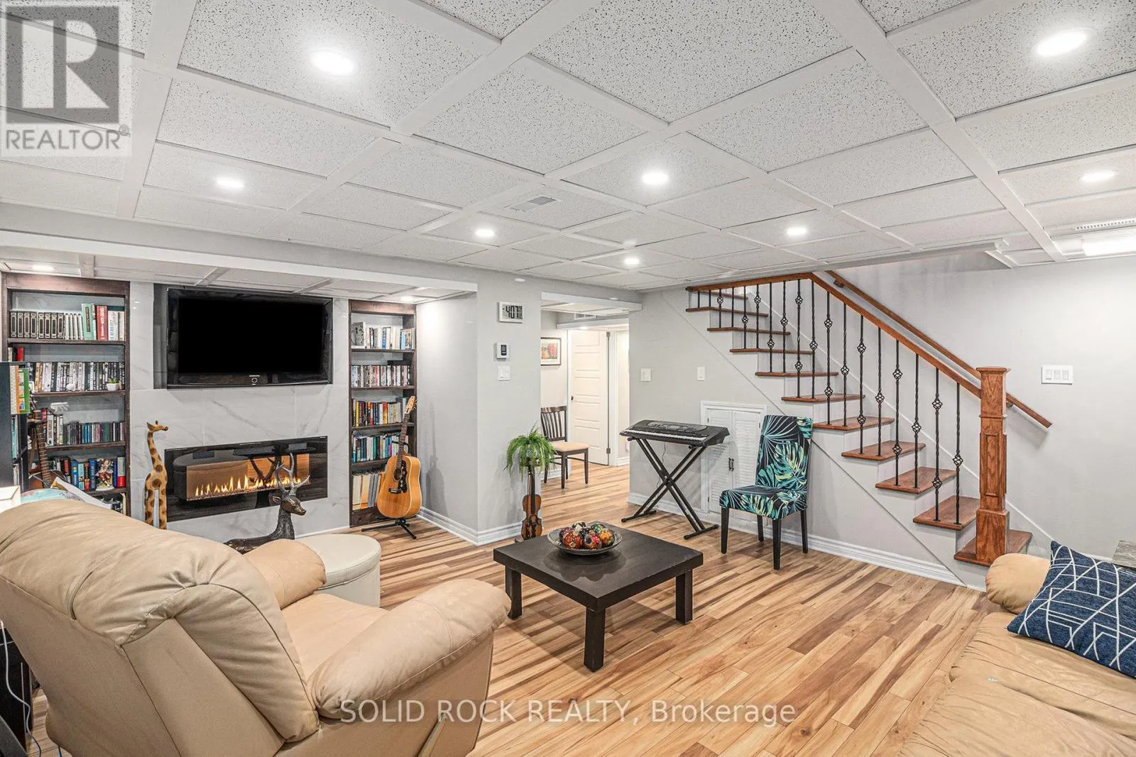 1506 FIRST STREET E