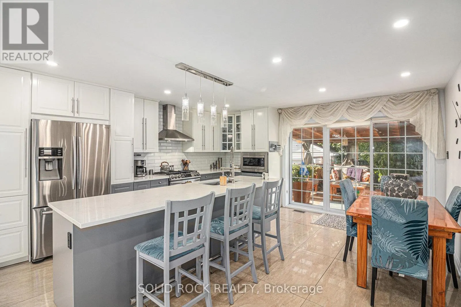 1506 FIRST STREET E