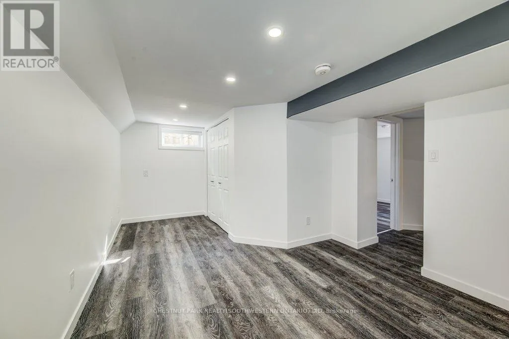 88 WOODHAVEN ROAD