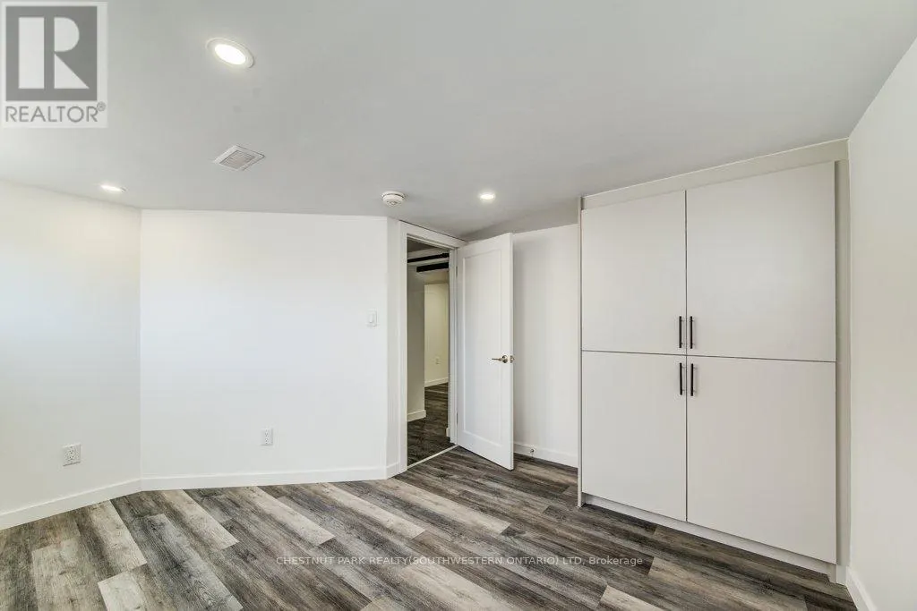 88 WOODHAVEN ROAD