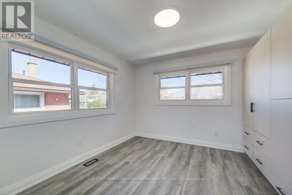 88 WOODHAVEN ROAD