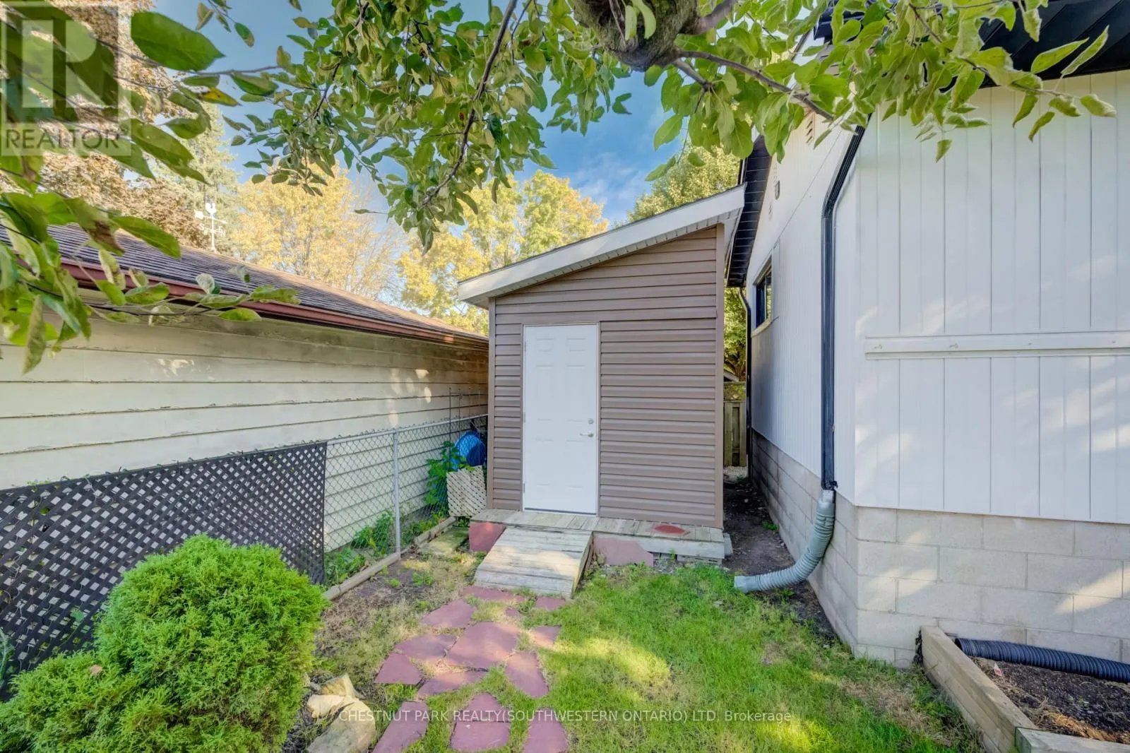 88 WOODHAVEN ROAD