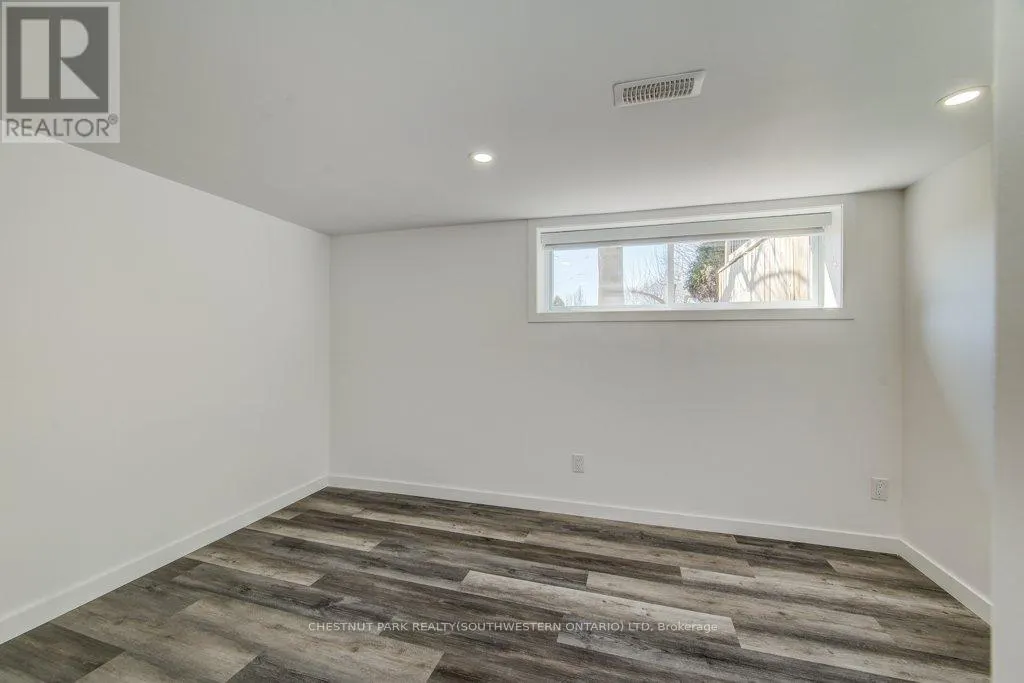 88 WOODHAVEN ROAD